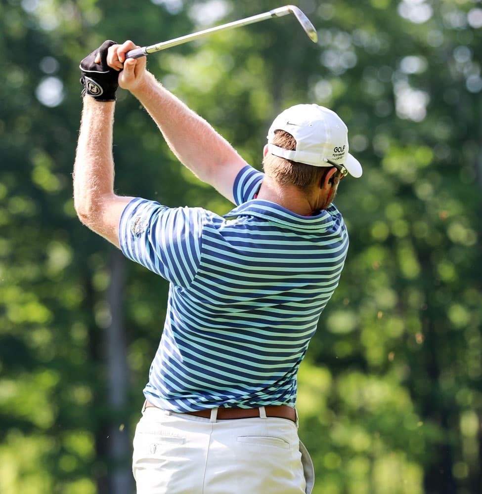Adult members training at The Golf Performance Center